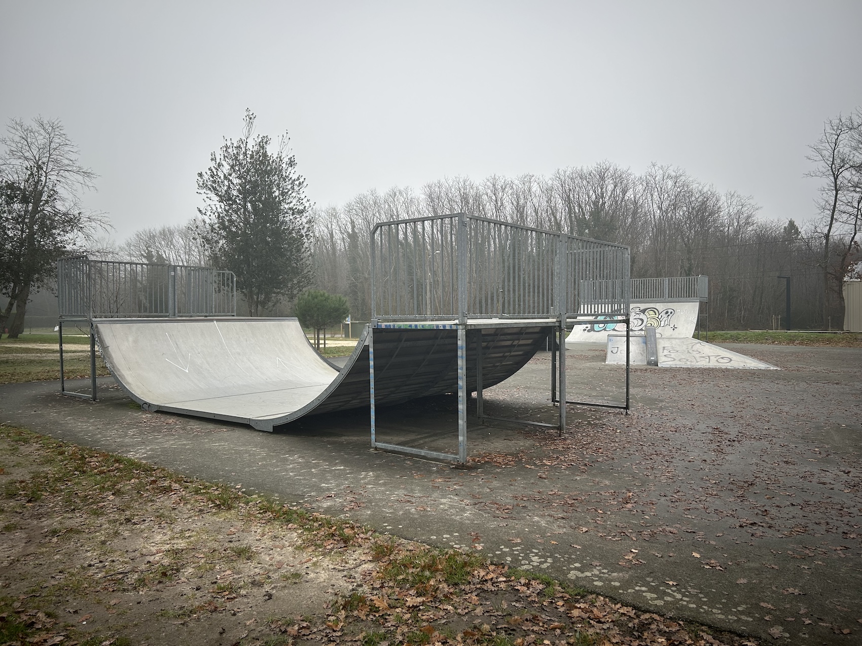 Étaules skatepark